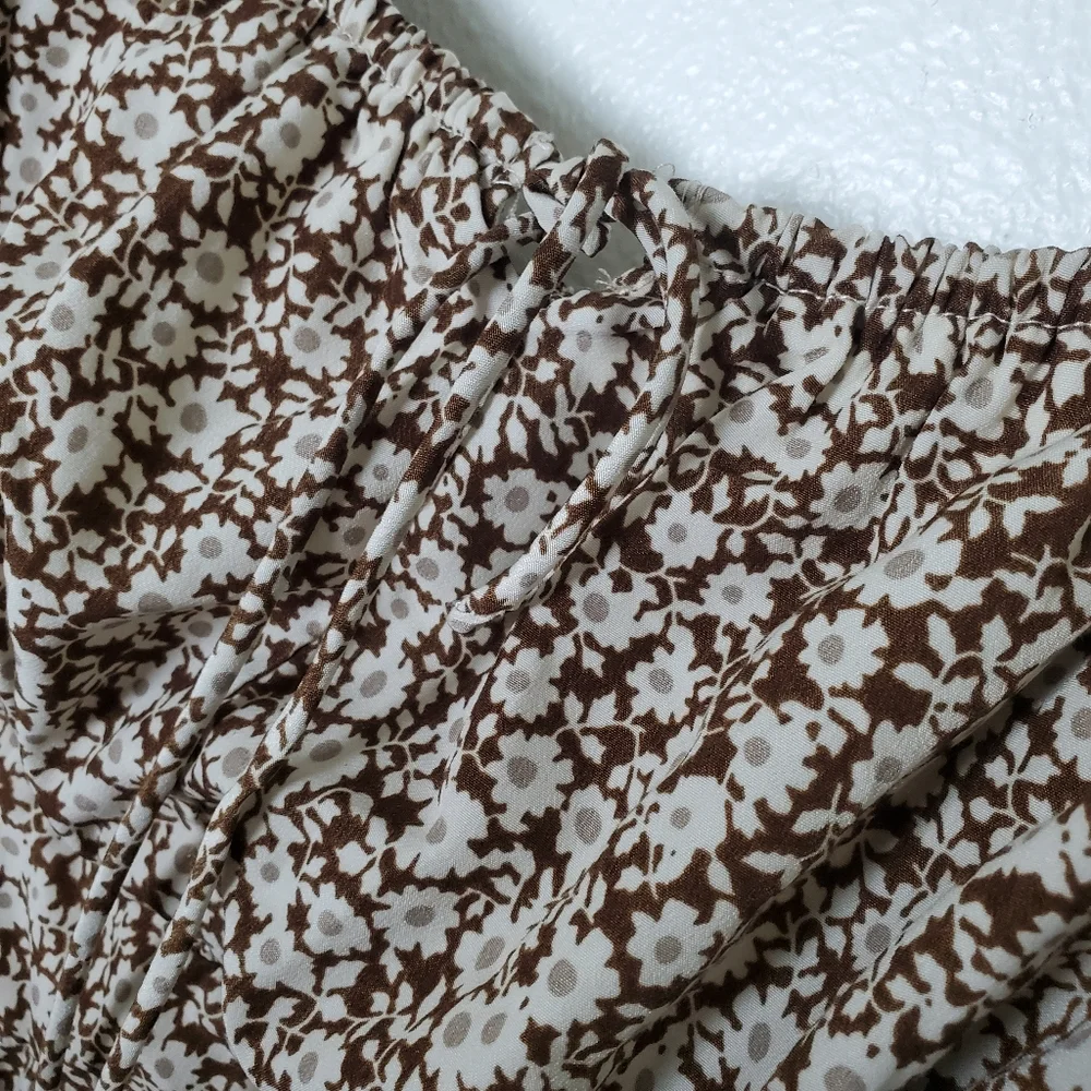 Jacquie The Label Women's Brown‎ Ditsy Floral Long Sleeve Midi Dress